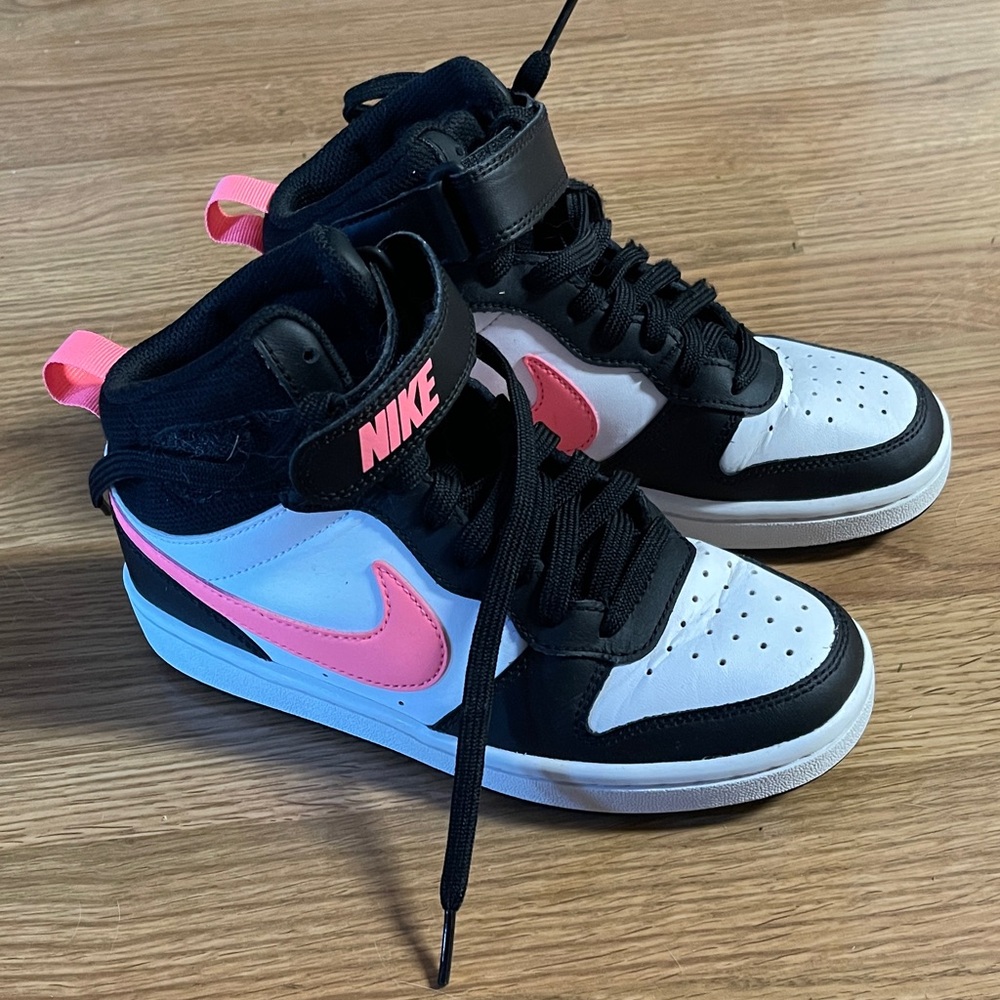 Nike Kids Black and Pink Sneakers